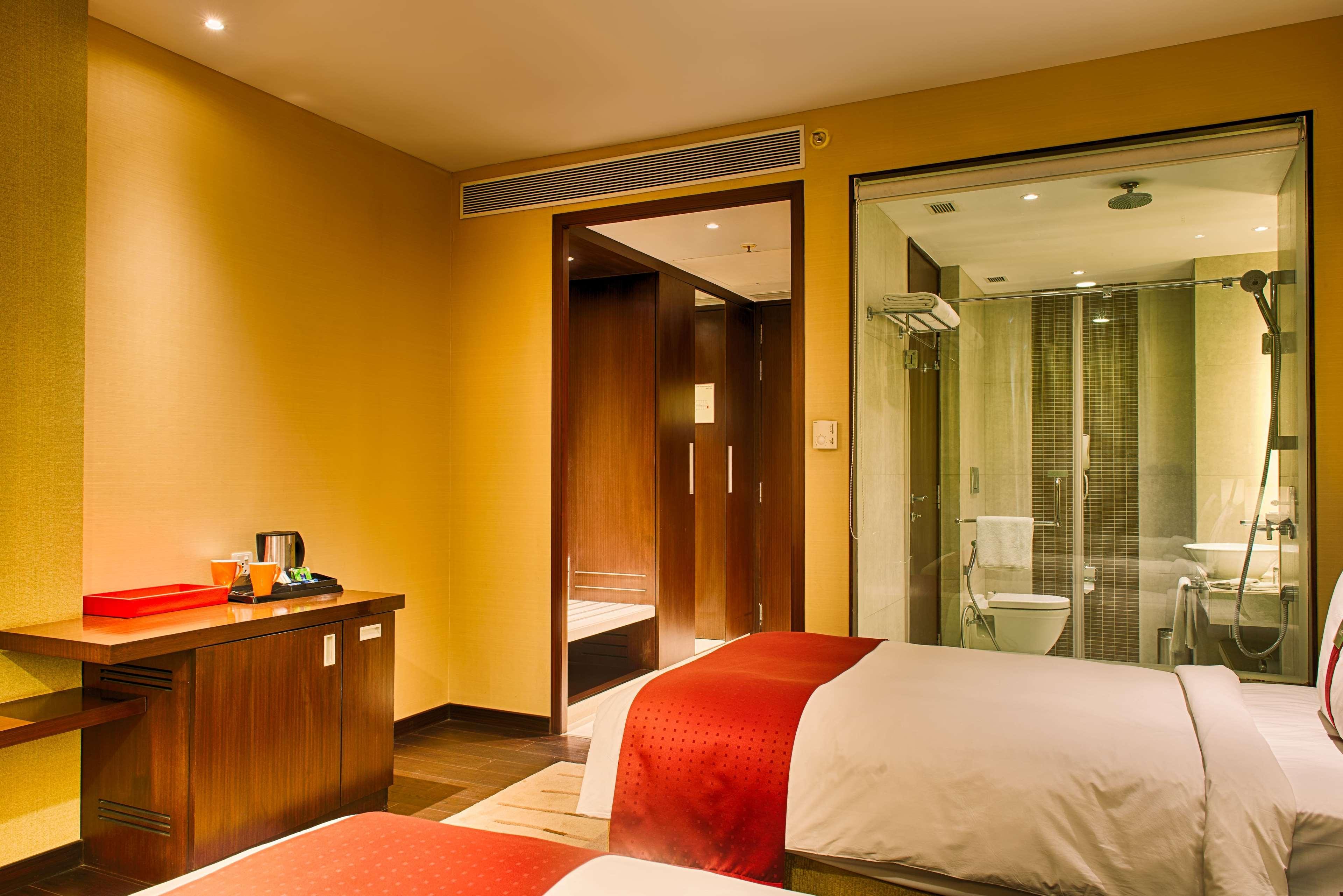 Ramada Plaza By Wyndham Pune Hinjewadi Dāpuri Exteriör bild