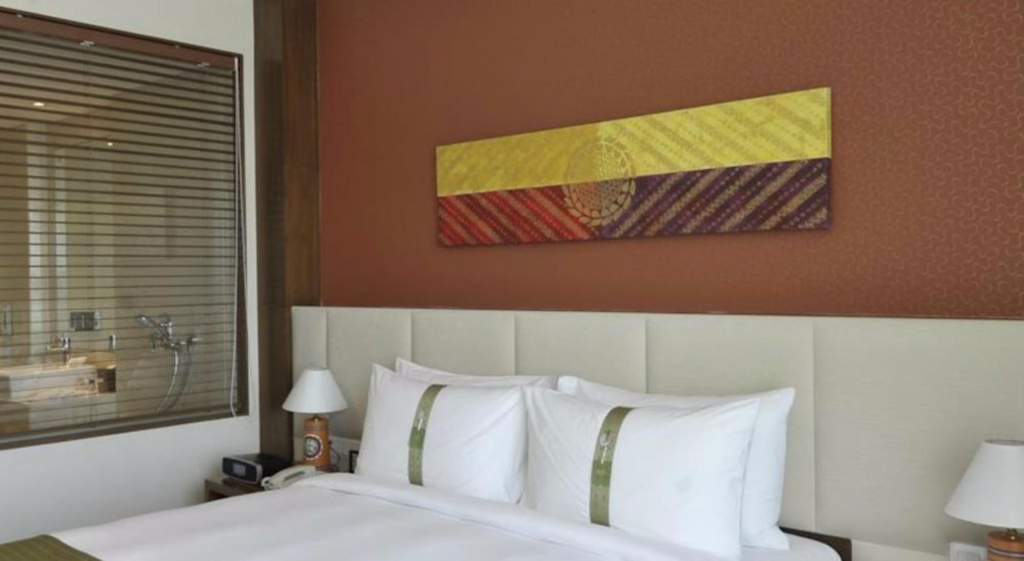 Ramada Plaza By Wyndham Pune Hinjewadi Dāpuri Exteriör bild
