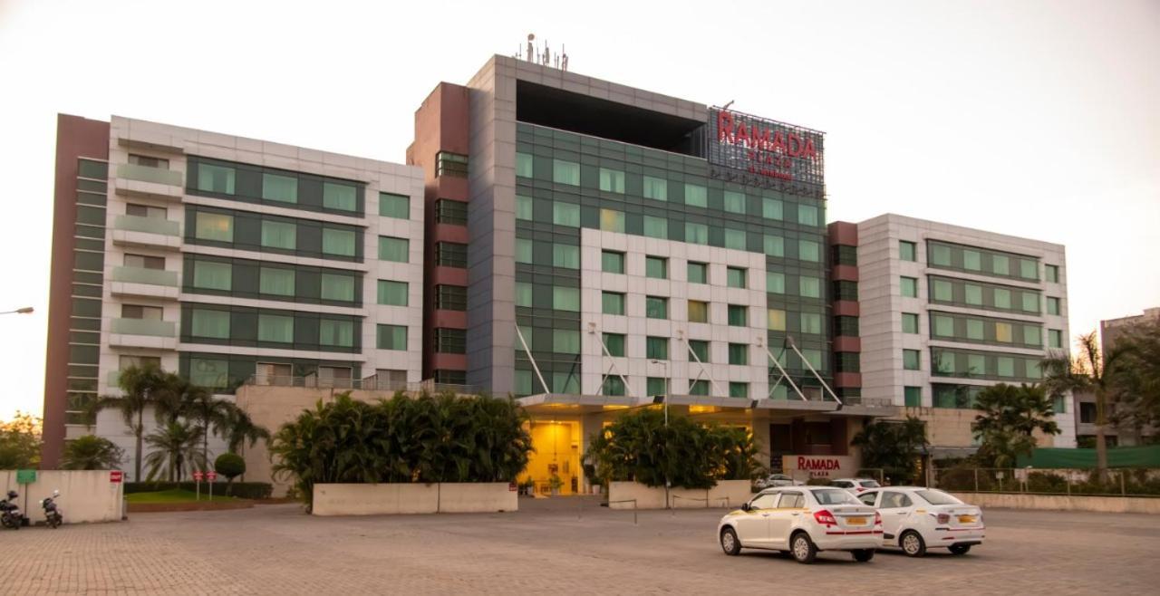 Ramada Plaza By Wyndham Pune Hinjewadi Dāpuri Exteriör bild