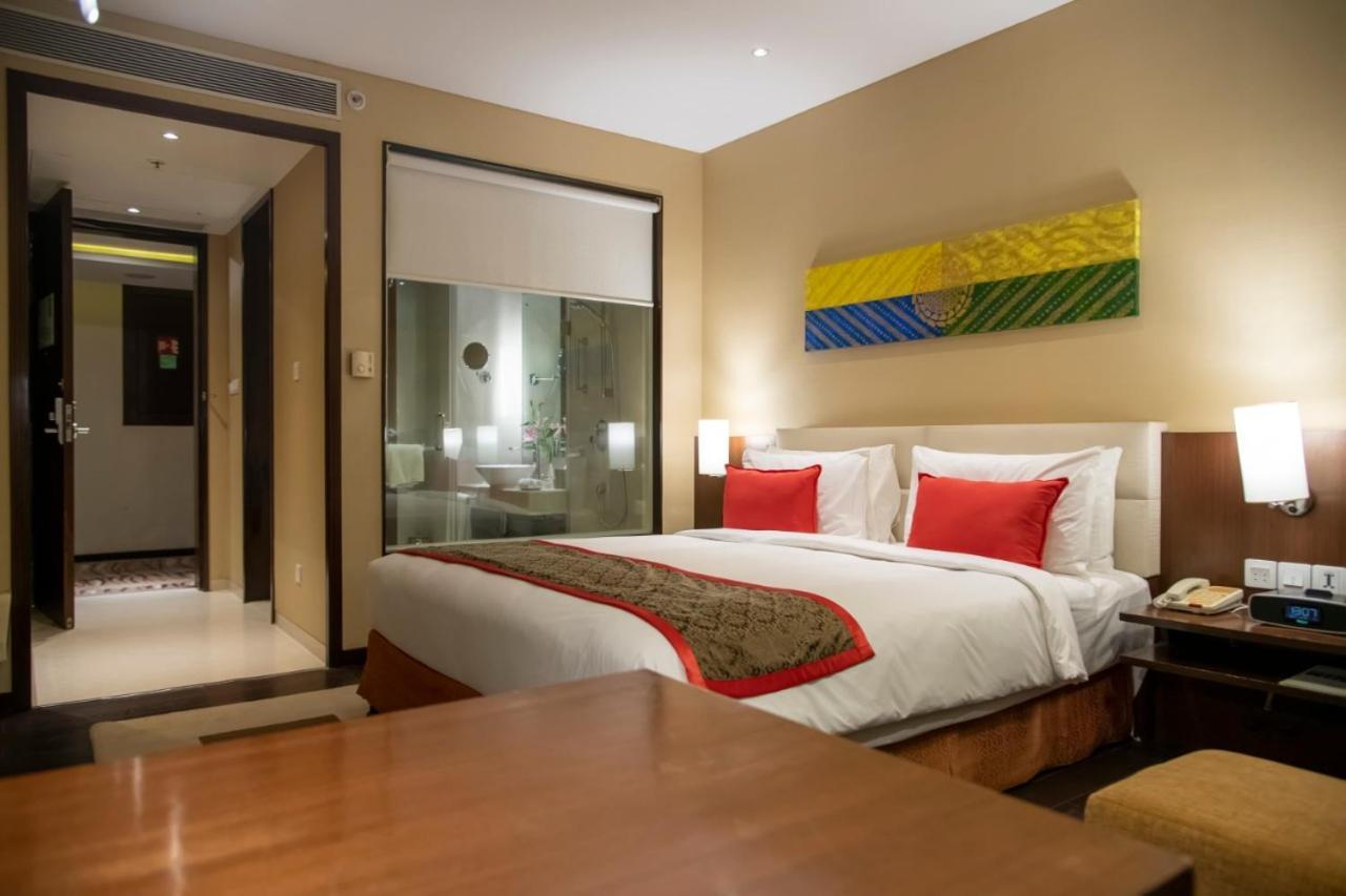 Ramada Plaza By Wyndham Pune Hinjewadi Dāpuri Exteriör bild